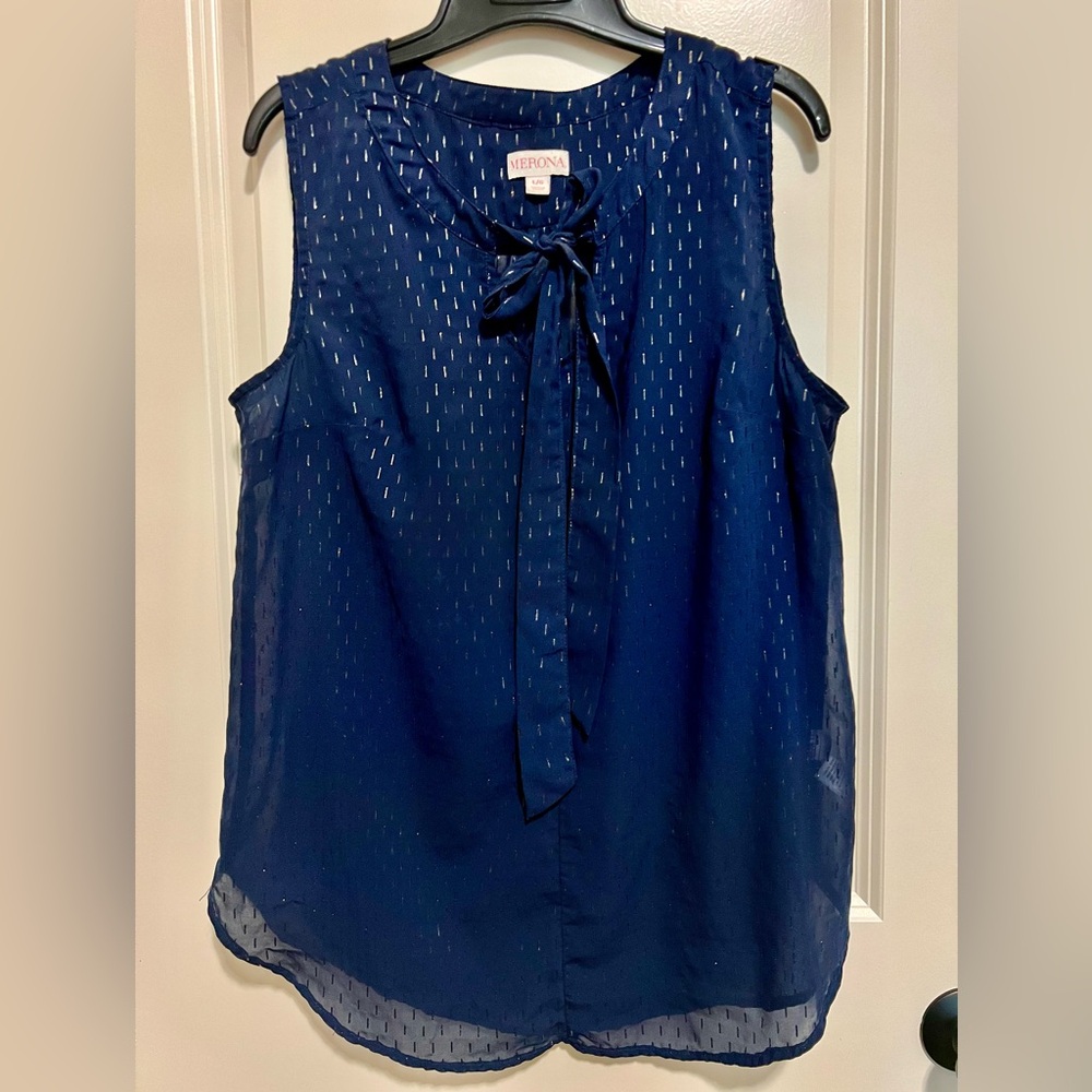 Merona sleeveless Blue /Gold Patterned Neck Tie Blouse Top
